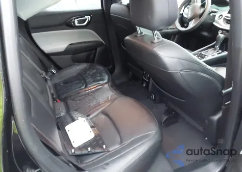 2024 Jeep Compass Limited 4X4 from USA, damaged, VIN 3C4NJDCNXRT581296